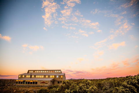 Thousand Lakes Lodge - Accommodation Burleigh 0