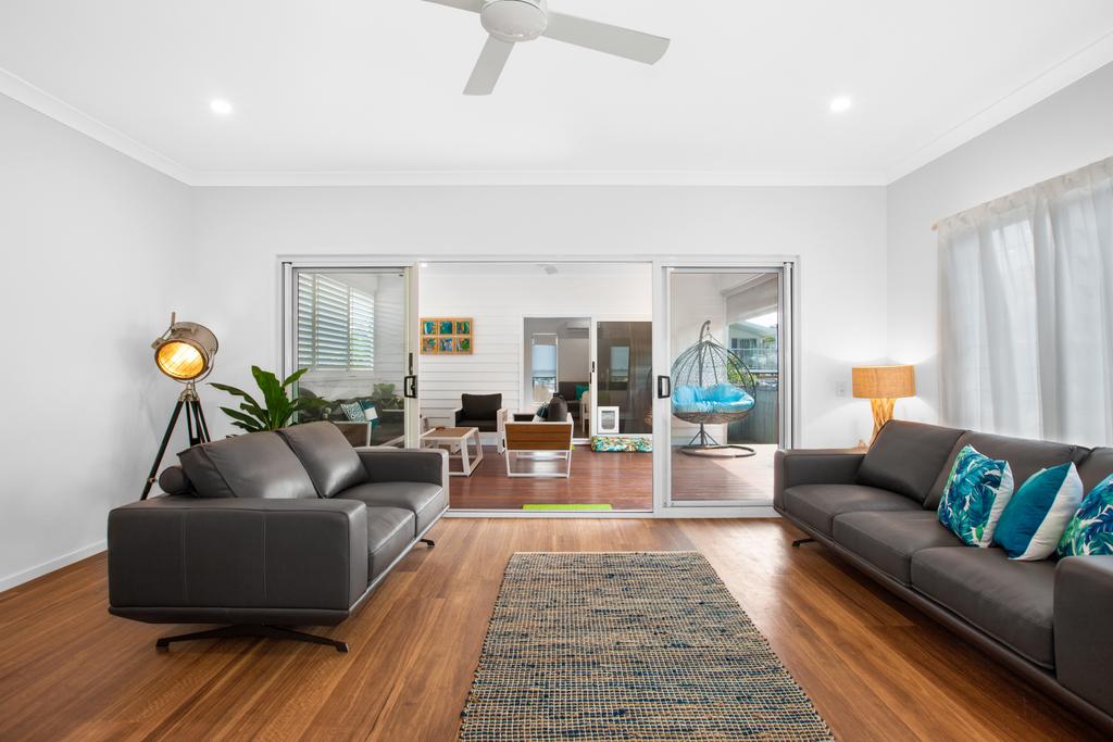 Currumbin Waters QLD Accommodation Burleigh