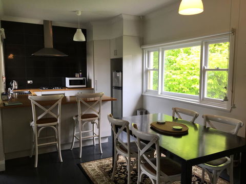 Timboon Toybox Apartments - Accommodation Burleigh 2
