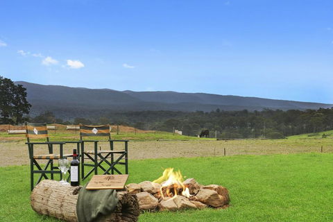 TINY HOME......BIG Views - Accommodation Burleigh 2