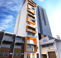 Tom's Court Hotel - Accommodation Burleigh