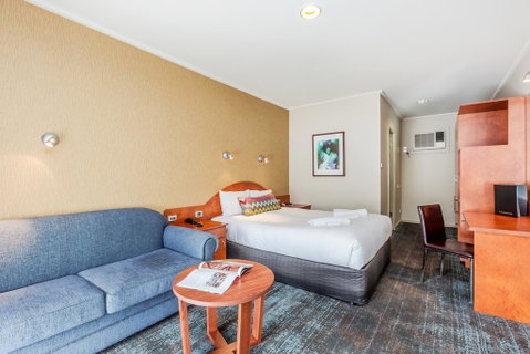 Tonsley Hotel - Accommodation Burleigh 0