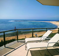 Toowoon Bay Beachfront Apartment - Accommodation Burleigh