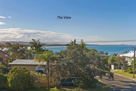 TOPVIEWS - 15Second Av BH - Accommodation Burleigh 2
