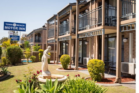 Town Beach Motor Inn Port Macquarie - Accommodation Burleigh 0