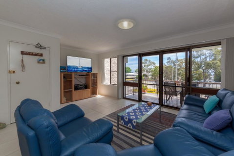 Tradewinds Unit 3, 110 Victoria Parade - Accommodation Burleigh 1