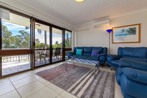 Tradewinds Unit 3, 110 Victoria Parade - Accommodation Burleigh 2