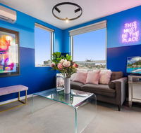 Trendy And Central One Bed Apartment With Views - Accommodation Burleigh