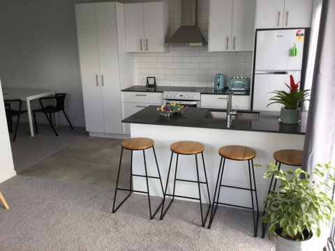 Two Bedroom Guesthouse Bundall - Accommodation Burleigh 0