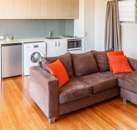 Two Islands at the Jetty - Accommodation Burleigh