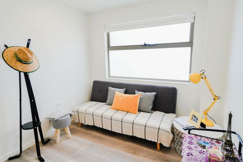 U101 Brunswick Living Brand New Deluxe Balcony Apartment Close To Airport And CBD - Accommodation Burleigh 1