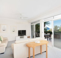 Unit 1 Albacore 12-14 Ondine Close Nelson Bay New South Wales 2315 - Accommodation Burleigh