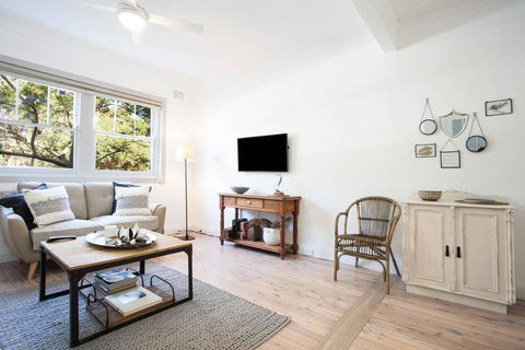 Unit 1/52 Mount St - Aquarium- Ground Floor Home 5 Mins Walk To Beach - Accommodation Burleigh 2