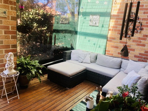 Unwind In This Gorgeous Retreat - Accommodation Burleigh 1
