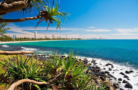 Unwind In This Gorgeous Retreat - Accommodation Burleigh 0