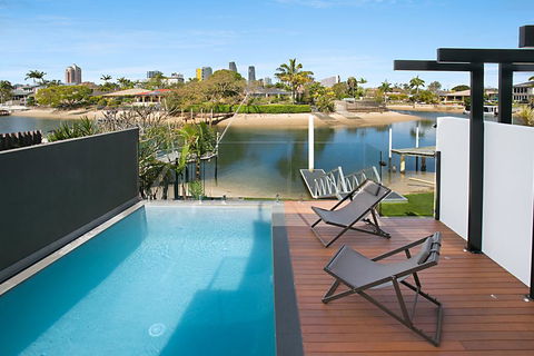 Urban Oasis - Accommodation Burleigh 3