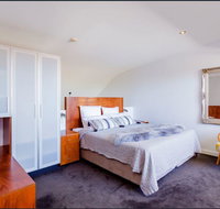 Urban paradise minutes from the markets - Accommodation Burleigh