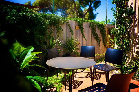 UrbanStyle Claremont Apartment - Accommodation Burleigh 1