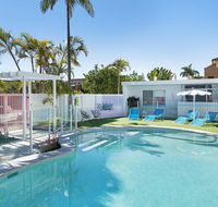 Ventura Beach Motel 2 Bedroom Poolside - Accommodation Burleigh