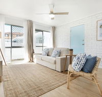 Ventura Beach Motel 3 Bedroom Poolside - Accommodation Burleigh