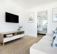 Ventura Beach Motel - 1 Bedroom - Accommodation Burleigh