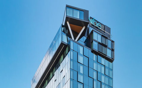 Vibe Hotel Melbourne - Accommodation Burleigh 0