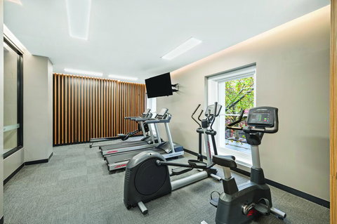 Vibe Hotel Melbourne - Accommodation Burleigh 1