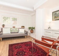 Vibrant Oversized Studio in Leafy Balgowlah - Accommodation Burleigh