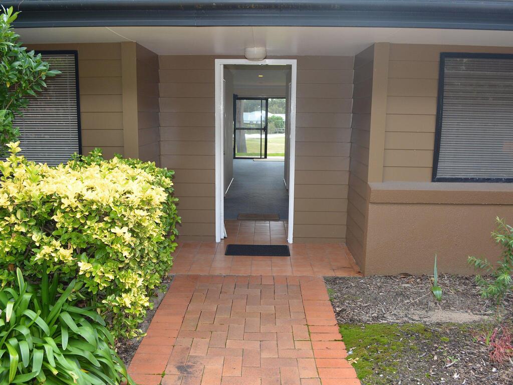 Salamander Bay NSW Accommodation Burleigh