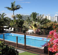 Villa with Views  Pool - Accommodation Burleigh
