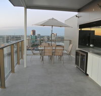 VUE Penthouse on King William - Accommodation Burleigh