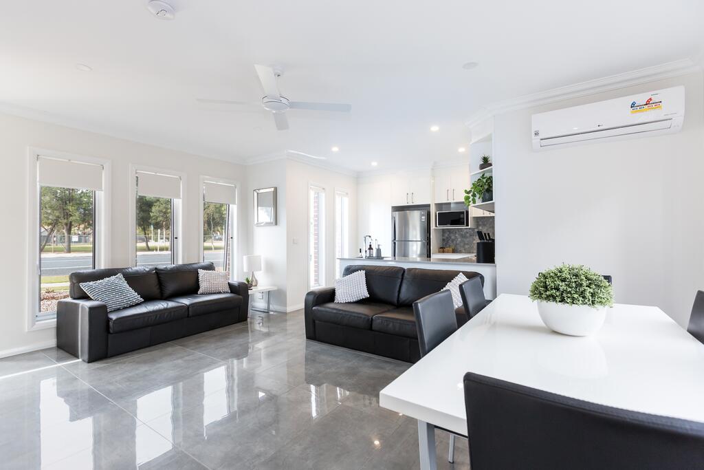 Gobbagombalin NSW Accommodation Burleigh