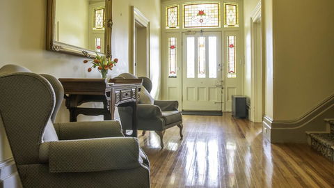 Waratah On York - Accommodation Burleigh 1