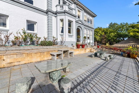 Waratah On York - Accommodation Burleigh 0