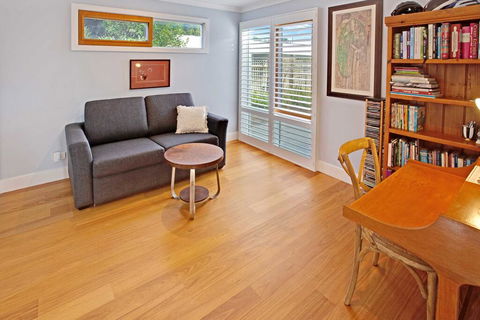 Waterfront Sanctuary - Raymond Island Getaway - Accommodation Burleigh 1