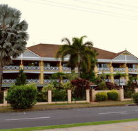 Waterfront Terraces - Accommodation Burleigh