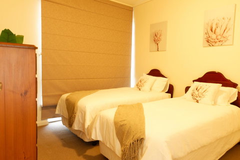 Primrose Apartment Glen Waverley - Accommodation Burleigh 5