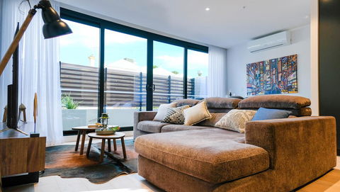 South Melbourne Short-stay Apartment - Accommodation Burleigh 5