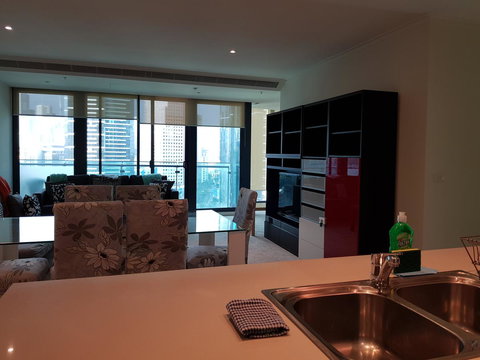 ReadySet Apartments At Southbank One - Accommodation Burleigh 7