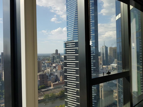 ReadySet Apartments At Southbank One - Accommodation Burleigh 16