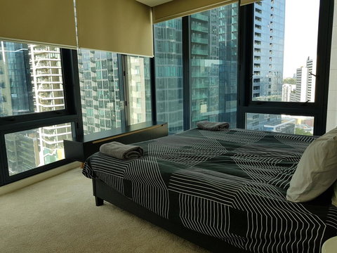 ReadySet Apartments At Southbank One - Accommodation Burleigh 5
