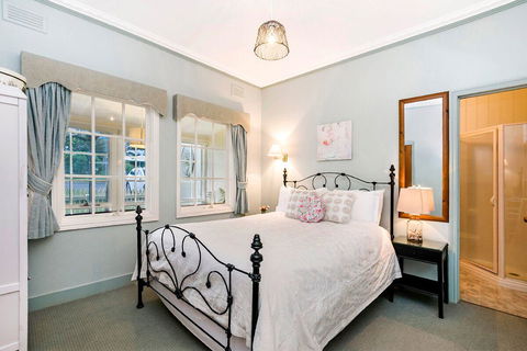 Edge17 Port Fairy Wharf - Accommodation Burleigh 6