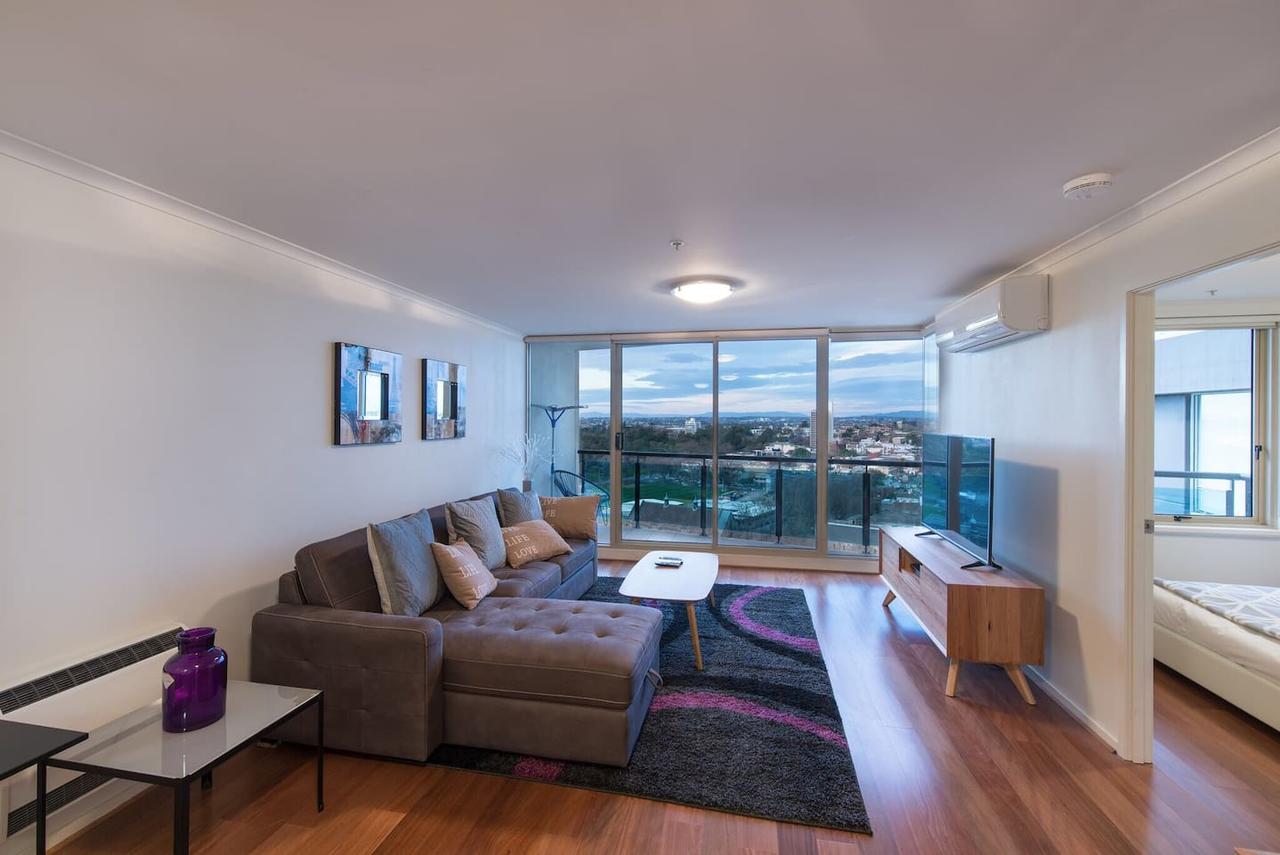 Melbourne VIC Accommodation Burleigh