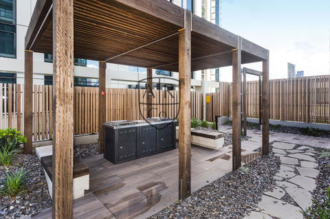 Stylish Apartment+Netflix - Accommodation Burleigh 24