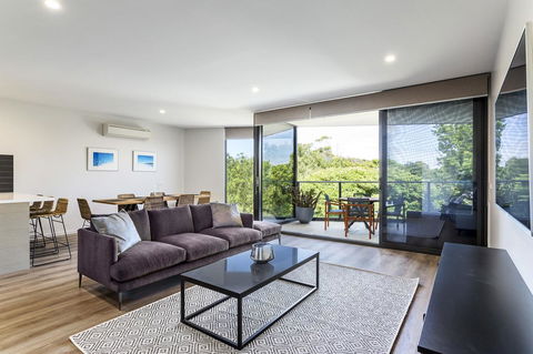 Blairgowrie Apartment 2 - On The Beach - Accommodation Burleigh 0