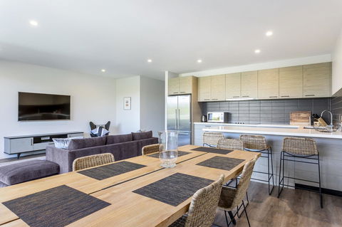 Blairgowrie Apartment 2 - On The Beach - Accommodation Burleigh 4