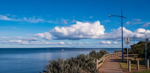 Waterfront Apt 234 Marinaquays - Accommodation Burleigh 35