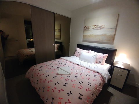 Camberwell Burke Road Apartment - Accommodation Burleigh 8