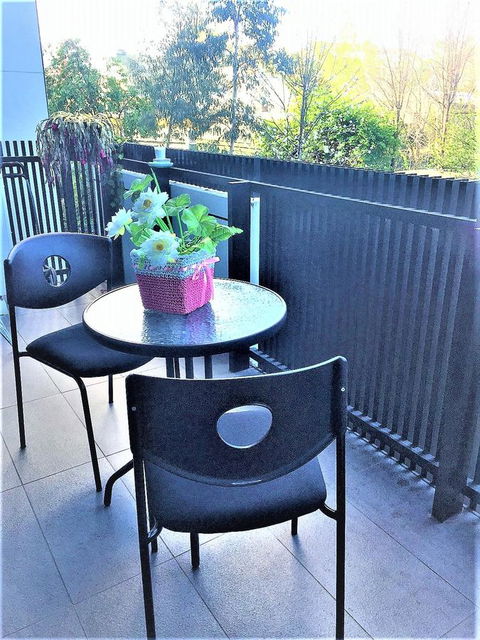Camberwell Burke Road Apartment - Accommodation Burleigh 10