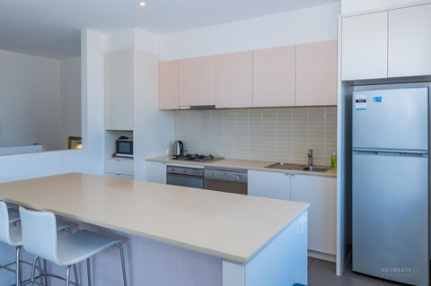 1 Sunset Place - Accommodation Burleigh 7